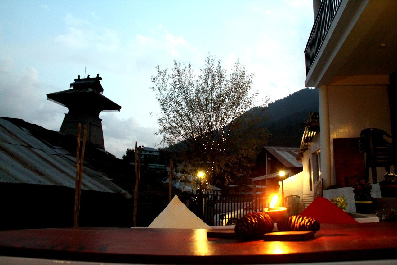 Bros Hostel Manali Екстериор снимка