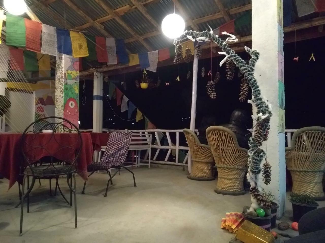 Bros Hostel Manali Екстериор снимка