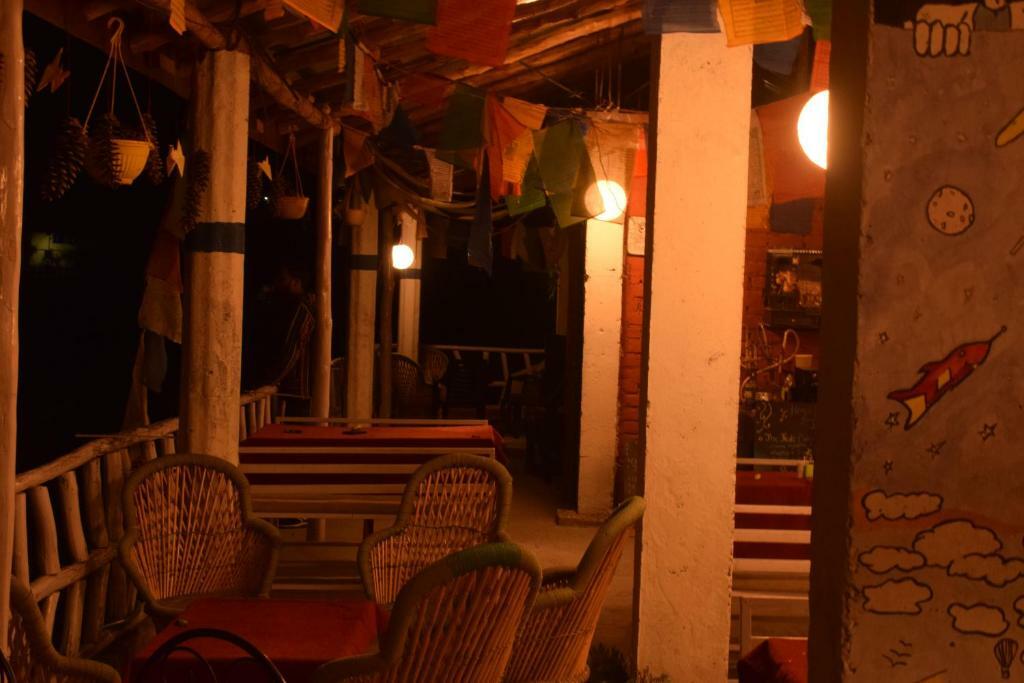 Bros Hostel Manali Екстериор снимка