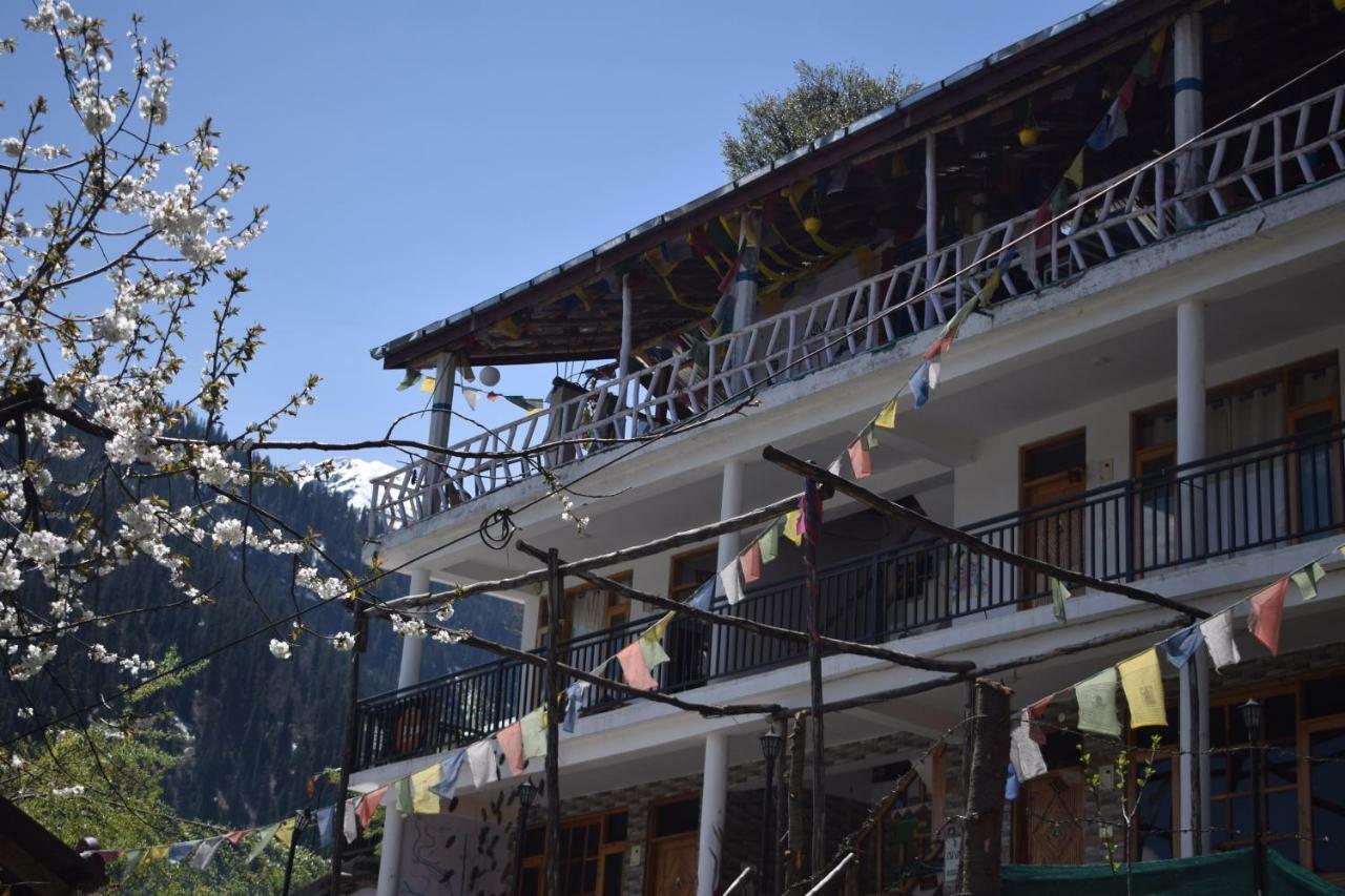 Bros Hostel Manali Екстериор снимка